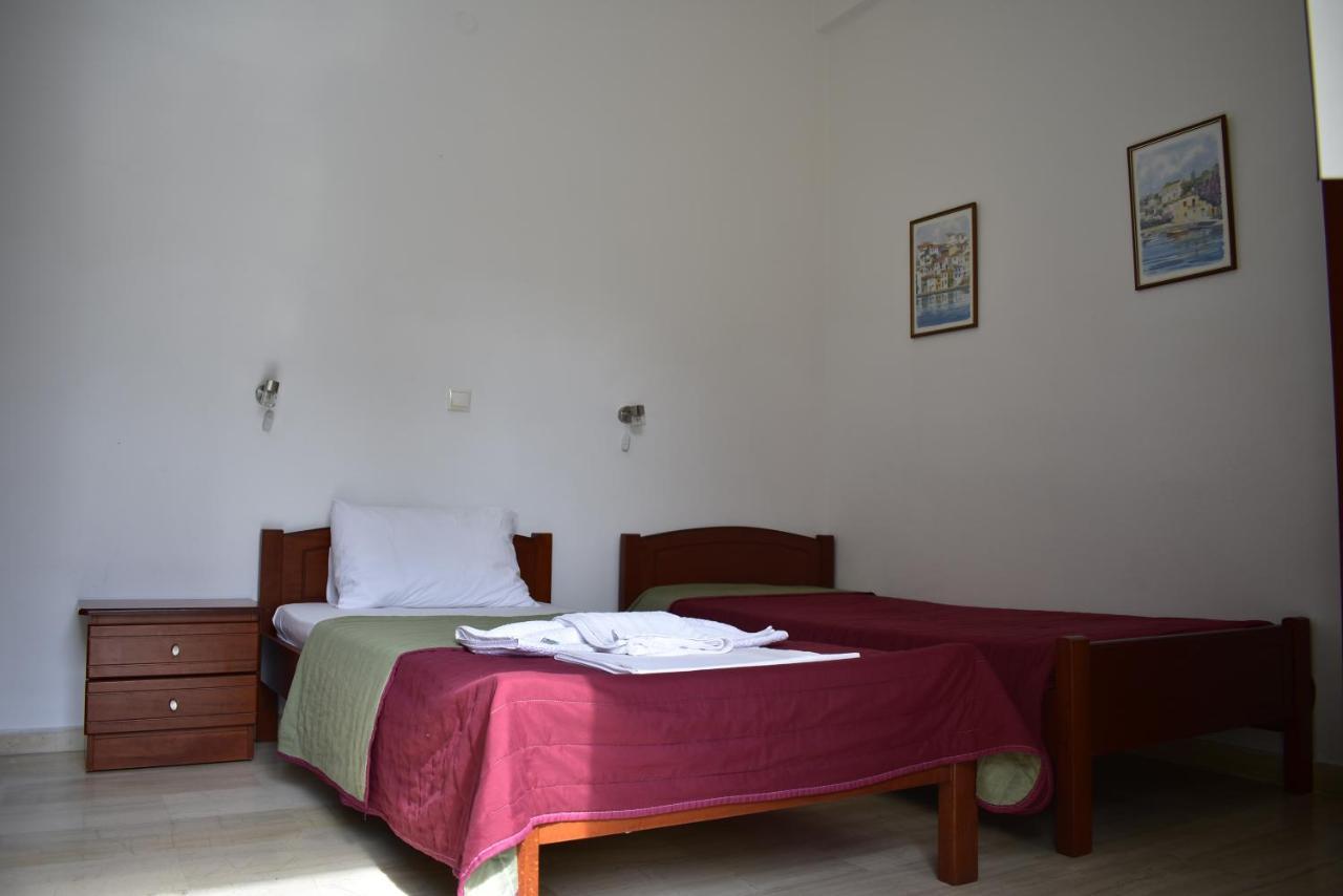 Michalis Place Apartments Vassiliki Esterno foto