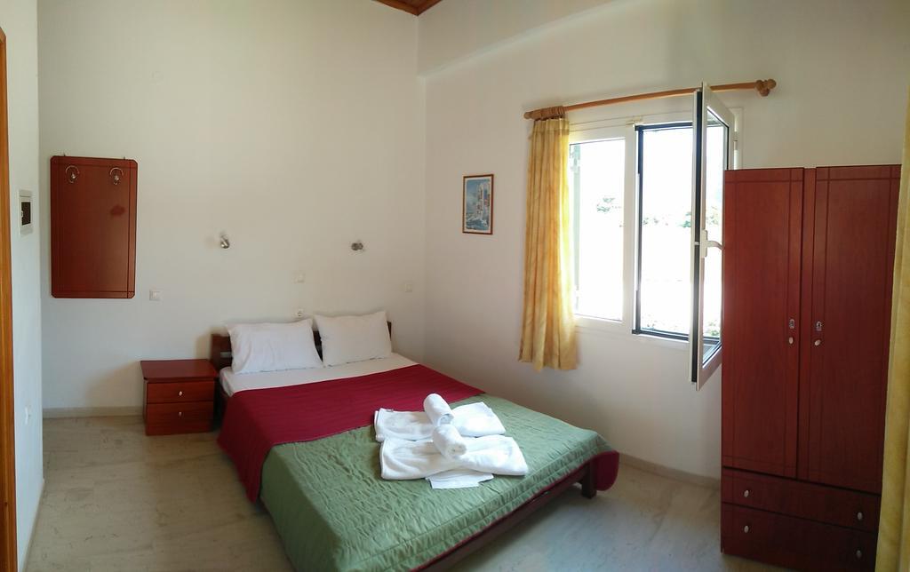 Michalis Place Apartments Vassiliki Esterno foto